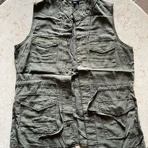 Khaki green vest